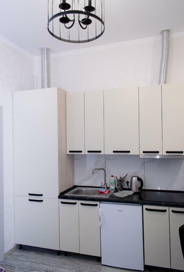 Apartment Barvy Lvova On Kostyushka St Εξωτερικό φωτογραφία
