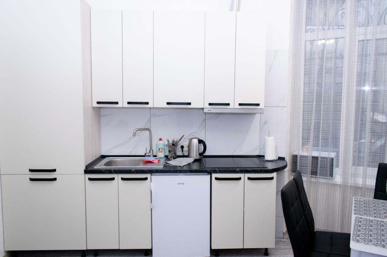 Apartment Barvy Lvova On Kostyushka St Εξωτερικό φωτογραφία