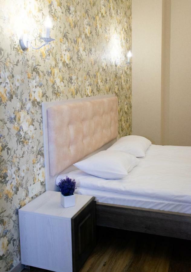Apartment Barvy Lvova On Kostyushka St Εξωτερικό φωτογραφία